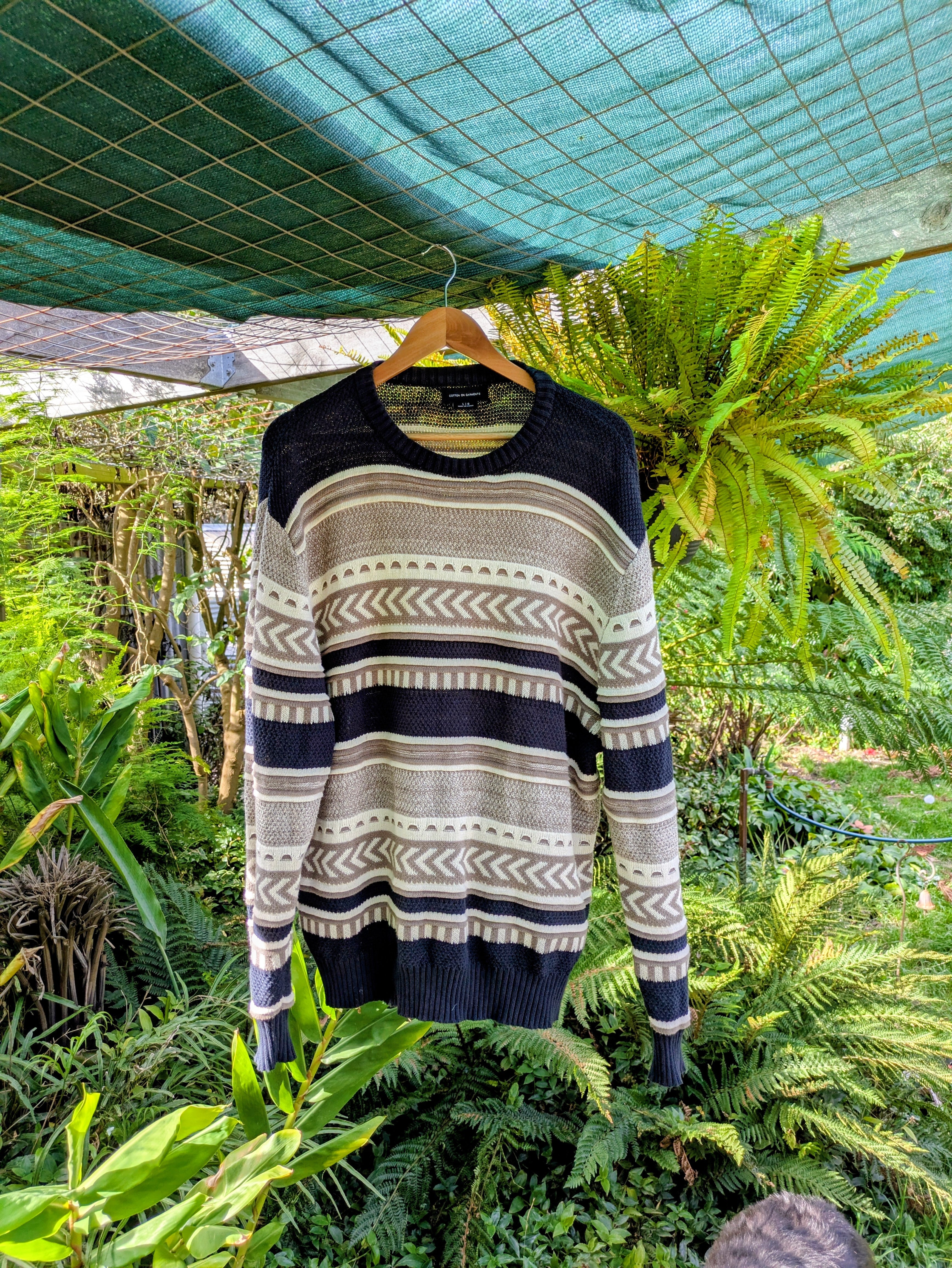 Coogi style Cotton On mens jumper - Size Large