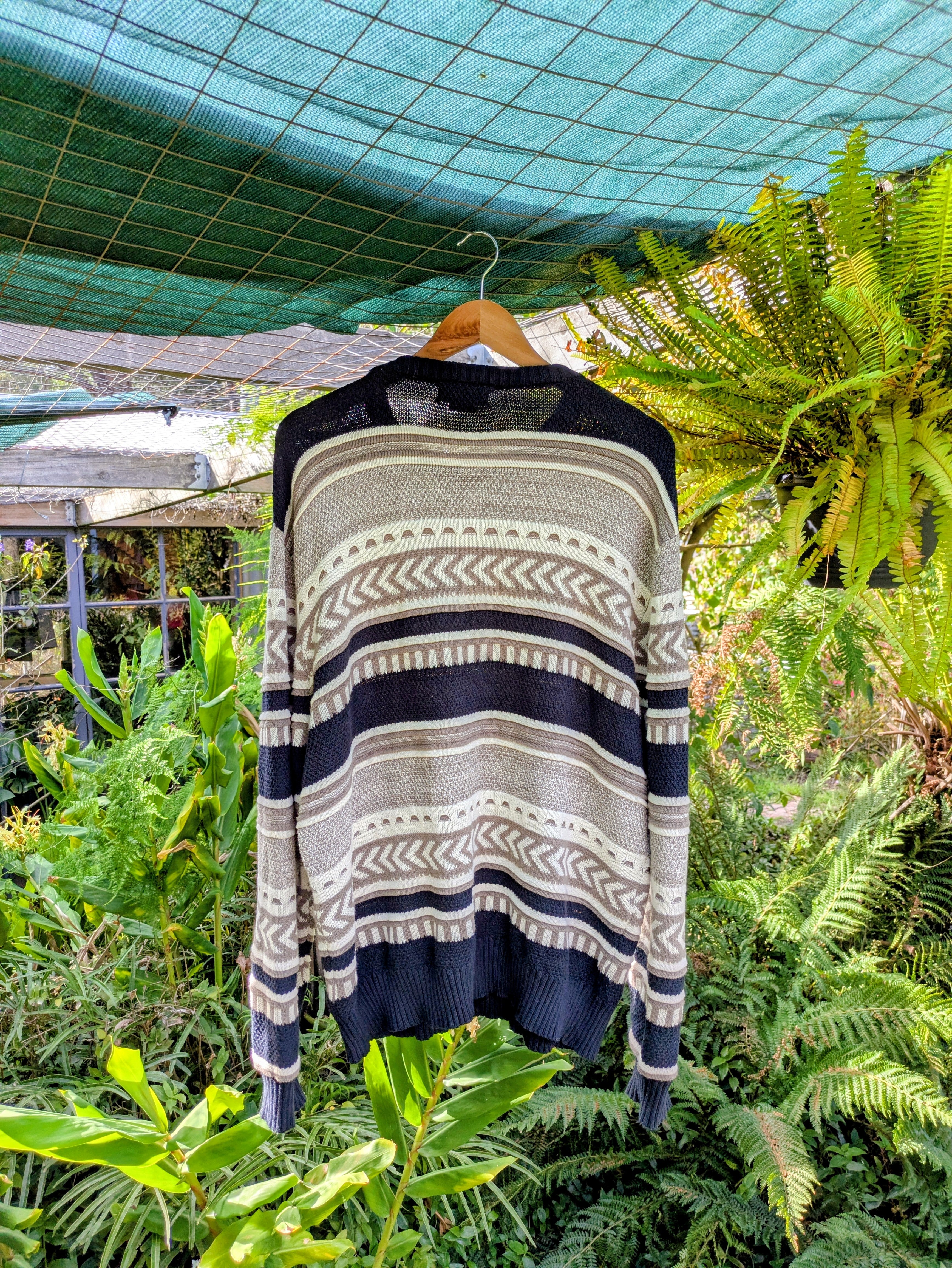 Coogi style Cotton On mens jumper - Size Large