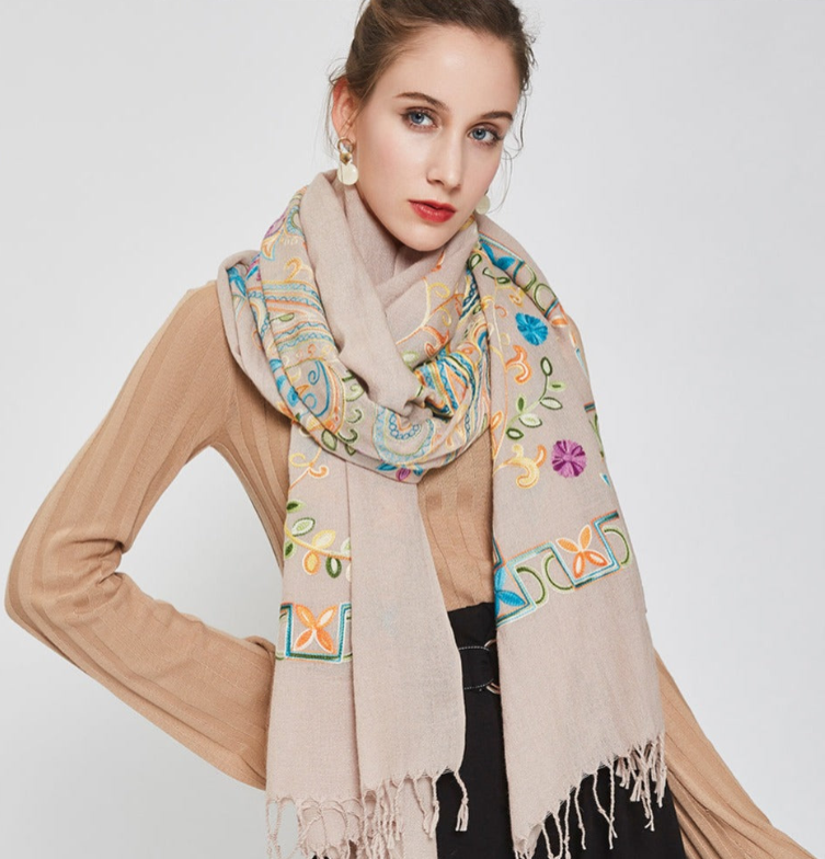 Anyyou 100% Pure Merino Wool Khaki Line Pattern Stylish Poncho Winter Large Scarf With Trendy Pashmina Shawl Bandana For Women Fashion Design